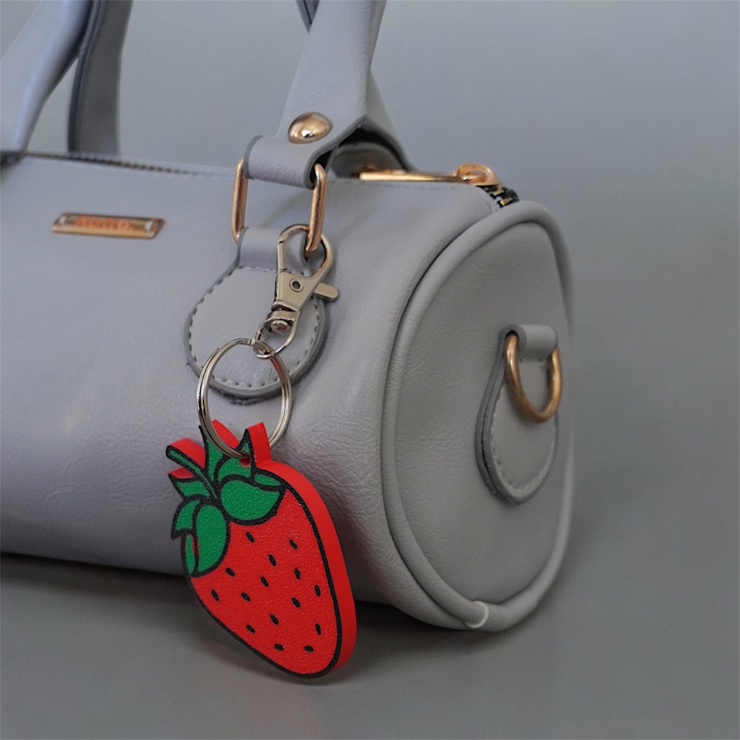 Strawberry NFC Bag Charm & Keychain– Customizable Smart Accessory