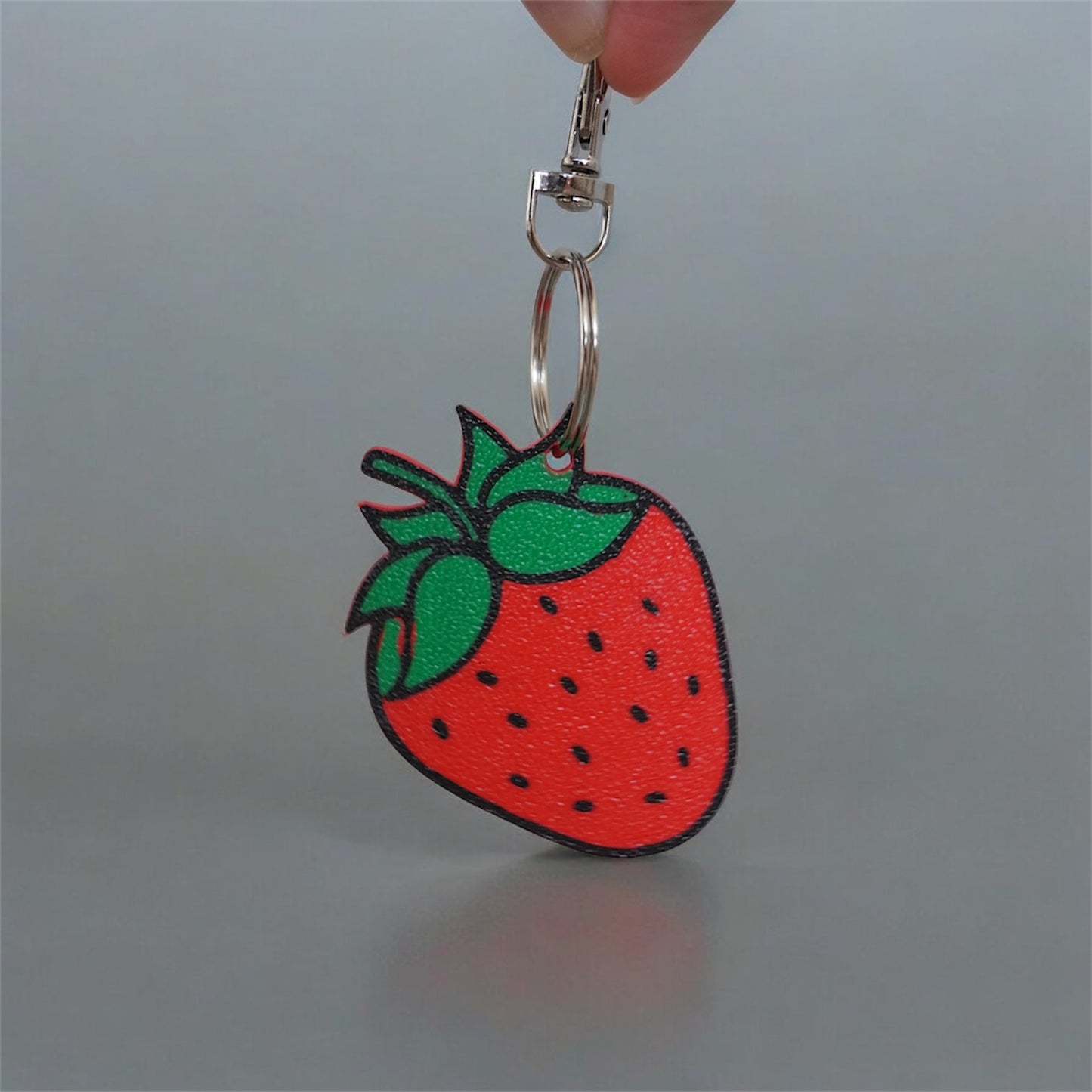 Strawberry NFC Bag Charm & Keychain– Customizable Smart Accessory
