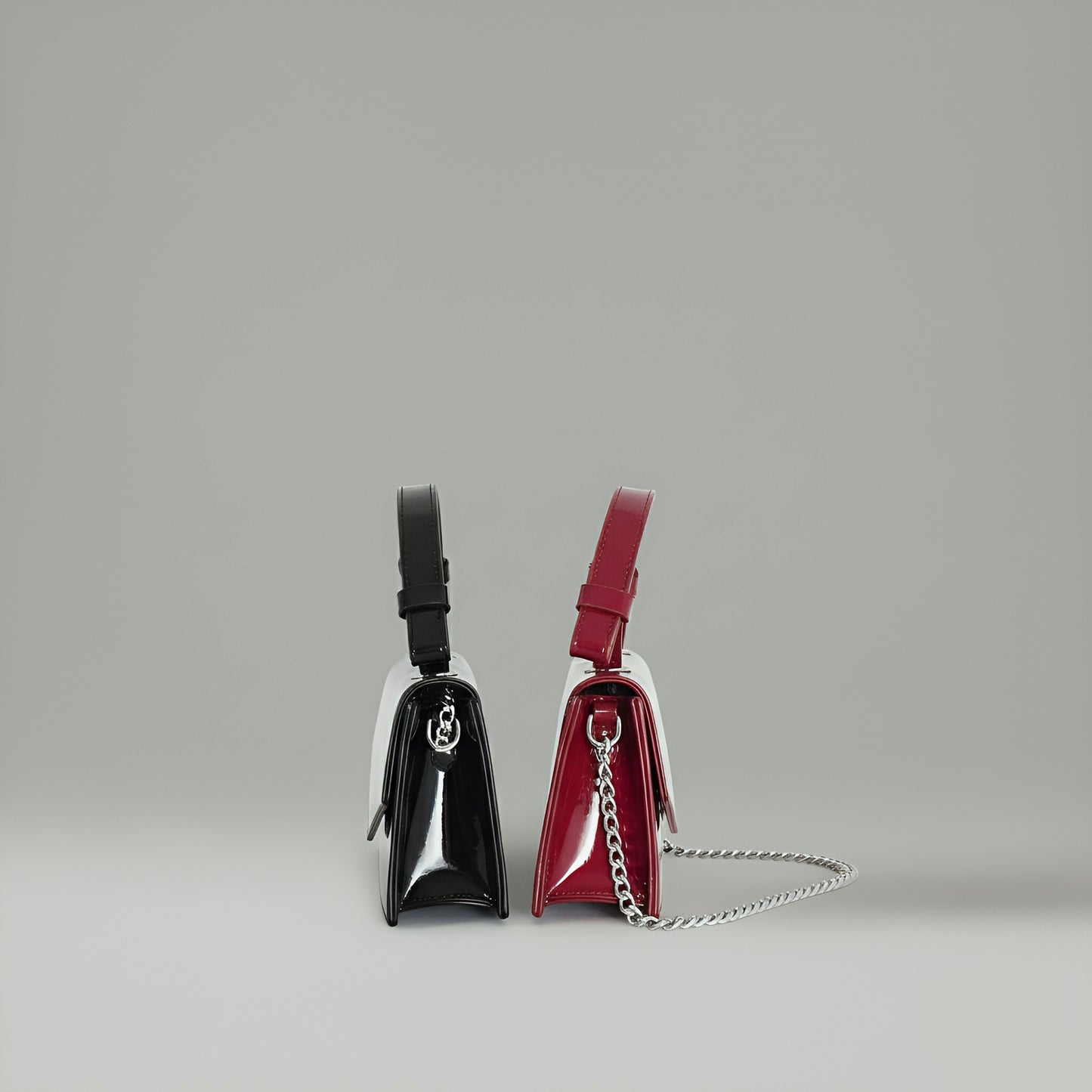CHERRY - Mini sac bandoulière en cuir brillant et chic - Rouge cerise et noir