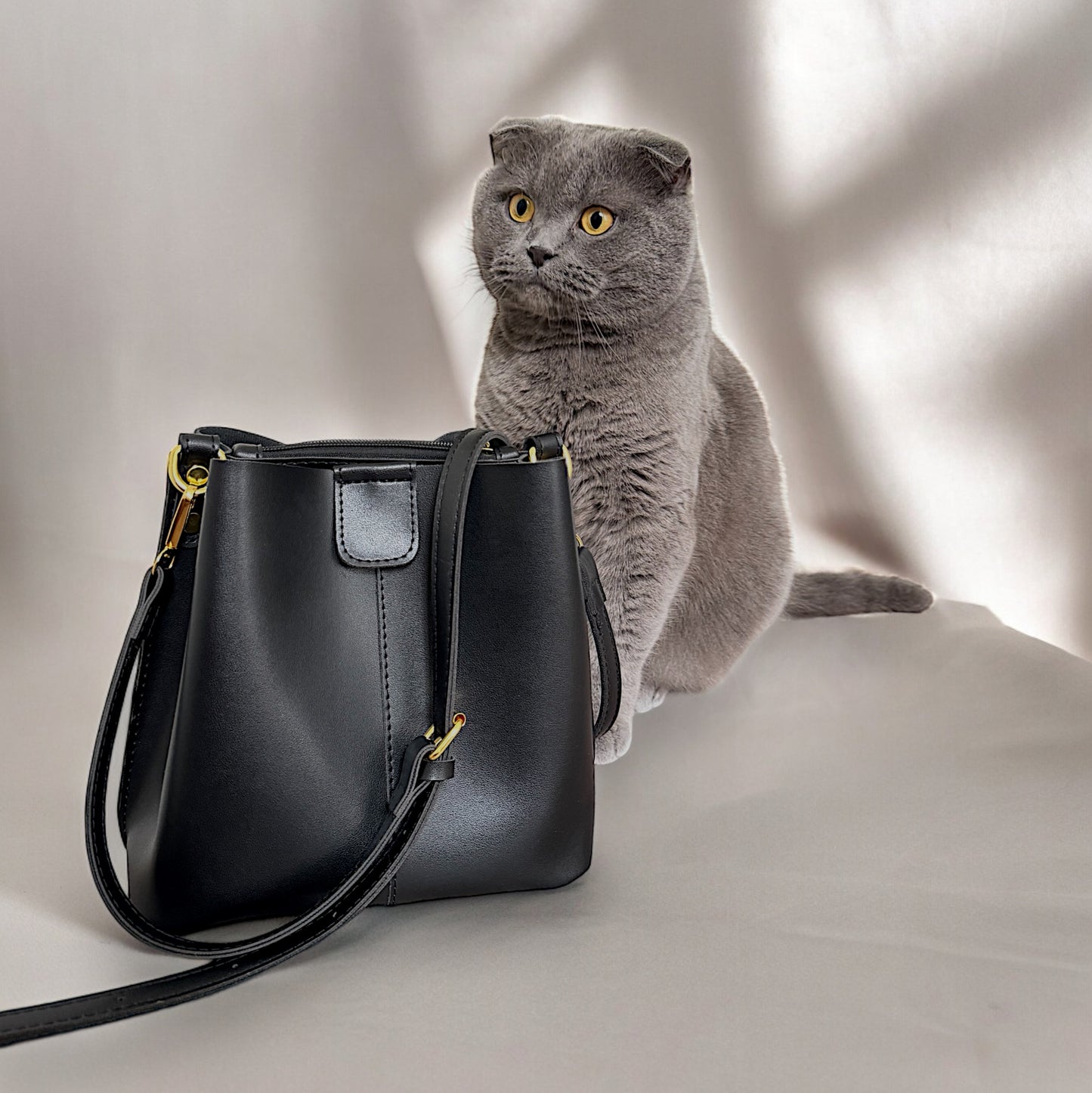 Luna bag by Rotta - Bucket bag vegan leather