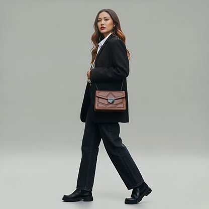 Sac bandoulière Elegant Aura – Chaîne chic & cuir luxueux | Rotta