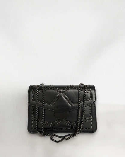 Elegant Aura Crossbody Bag – Chic Chain Strap & Luxurious Leather | Rotta rotta.ca